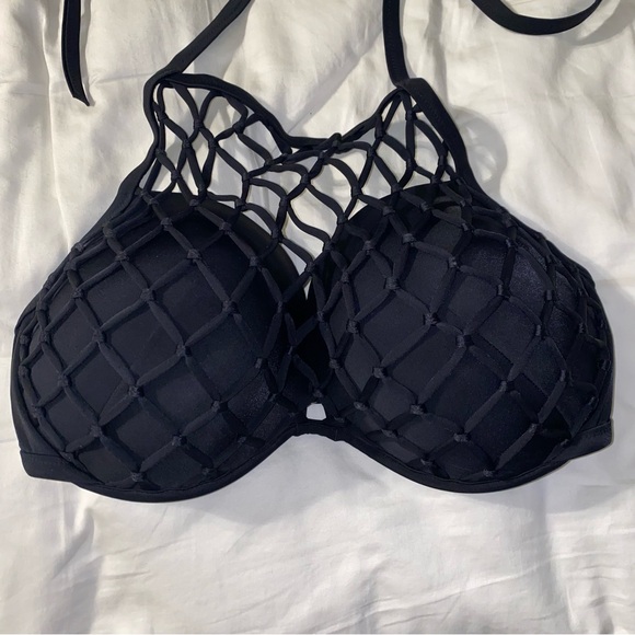 Shade & Shore Black Bikini Top - Picture 2 of 7